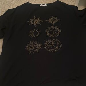 ROMWE Black Tee with Brown Starburst Design